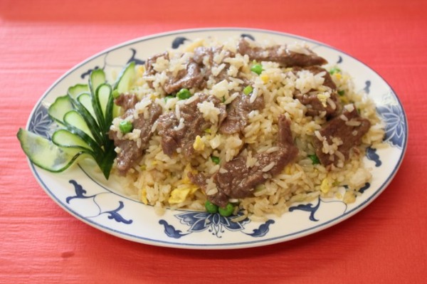 105. Riz sauté au boeuf