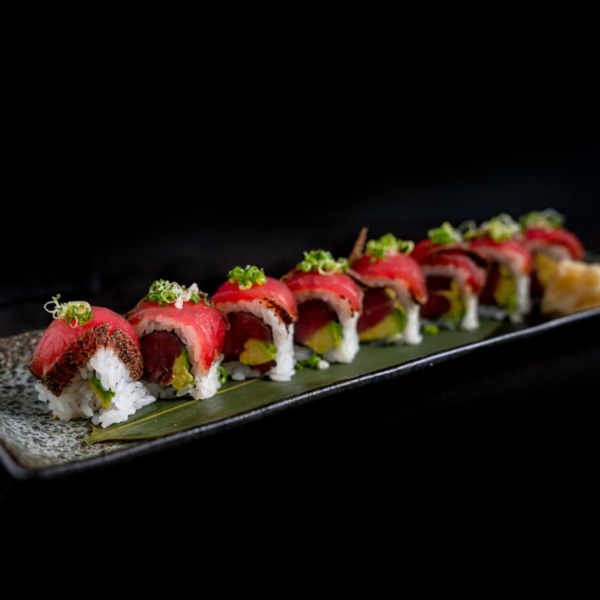 (T3)122. Tuna Love Roll 8 stk