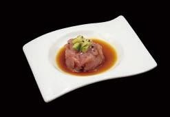 81. Tonno tartar
