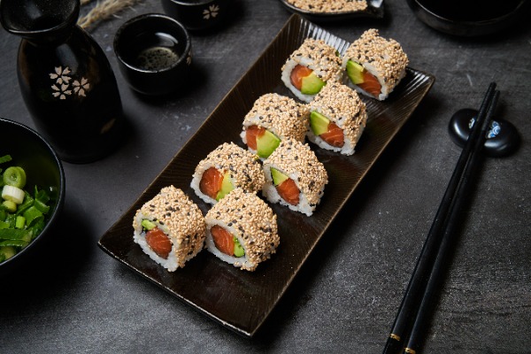 C1. 8 California saumon avocat