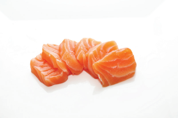 04// 6 sashimi saumon