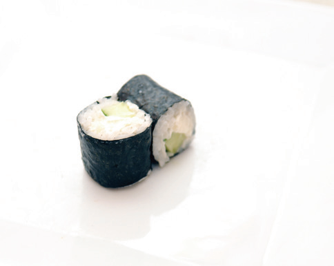 212 Cheese maki(avocat, fromage)
