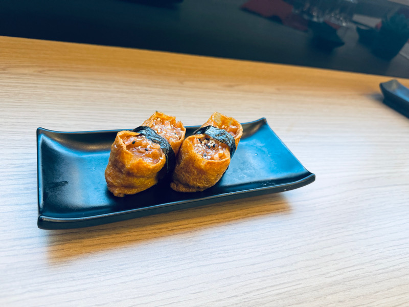 ONIGIRI INARI TARTERE DE SAUMON