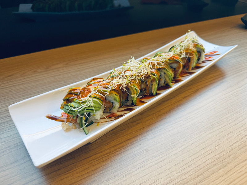 DRAGON ROLLS