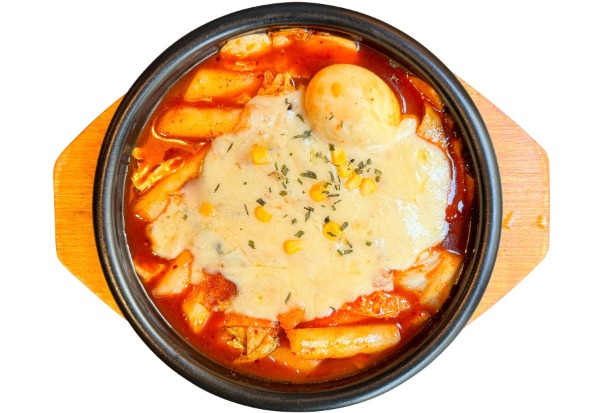 Pâte de riz sauté et pâte de poisson au fromage à la sauce pimenté 🌶