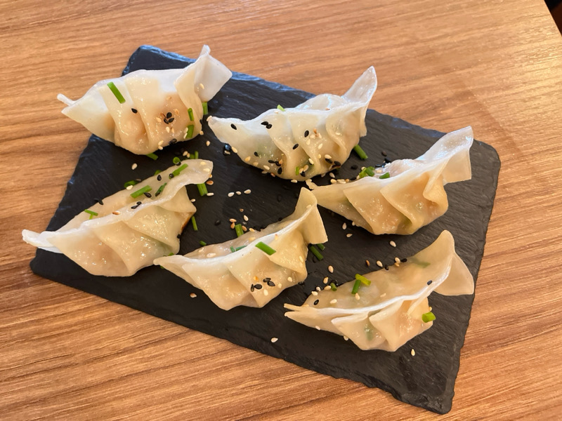 raviolis crevettes et légumes 虾饺