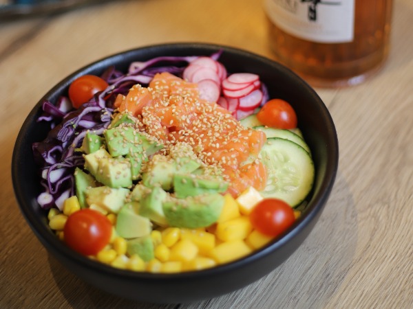 P1. Poke saumon