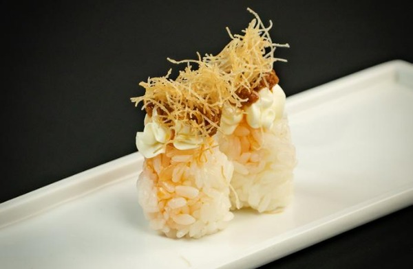 63. WHITE NIDO