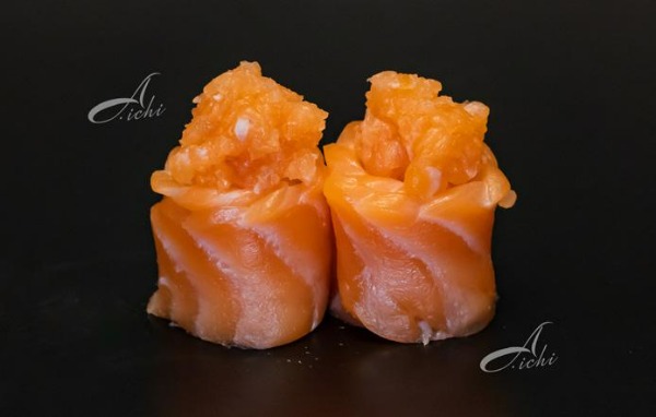 115. BIGNE SPICY SALMONE