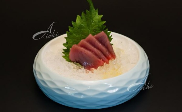 129. SASHIMI MANGURO 4pz