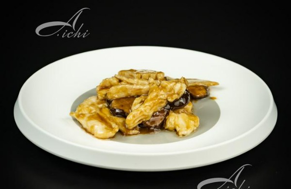 212. POLLO FUNGHI BAMBU