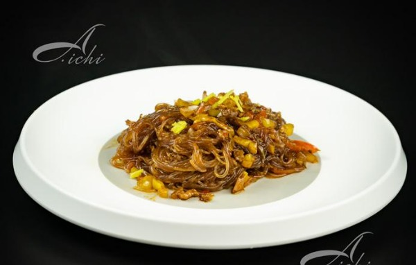 197. SPAGHETTI DI SOIA PICCANTE