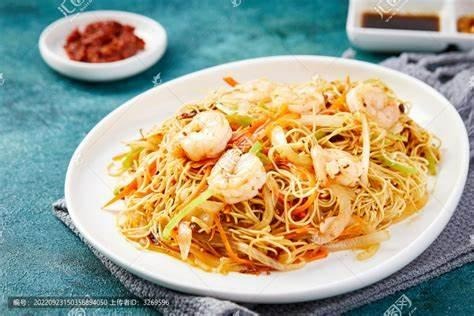 49. Spaghetti di soia con gamberi