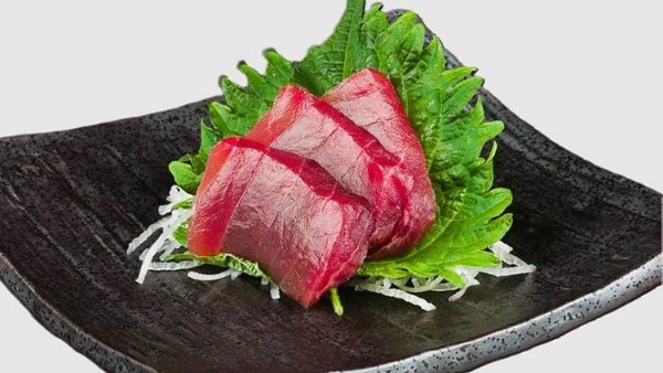 272. Sashimi tonno 3 pezzi
