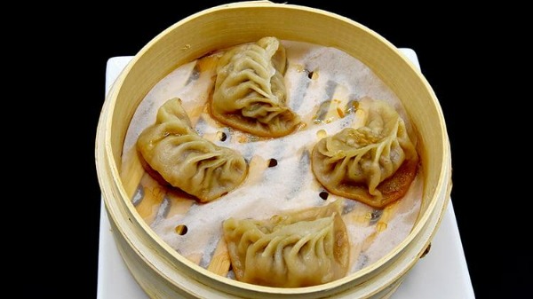16. Ravioli al vapore 4 pezzi