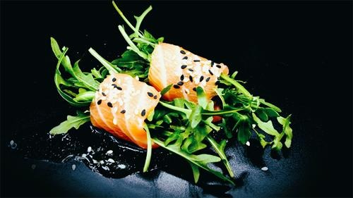 221. Salmone e rucolo 2 pezzi
