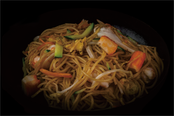 35. SPAGHETTI ALLA PIASTRA CON FRUTTI DI MARE