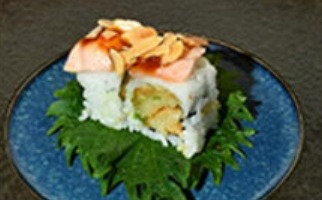 110. Uramaki ebi flambe