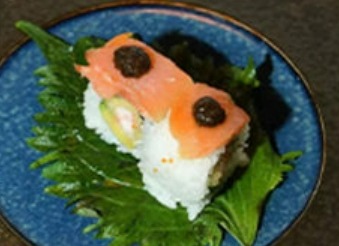 98. Uramaki fumè tartufo
