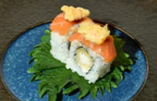 113. Uramaki ebi flower