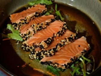 30. Tataki salmone