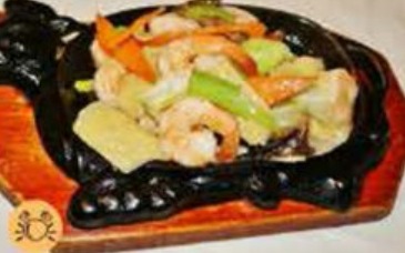 233. Gamberi con verdure miste