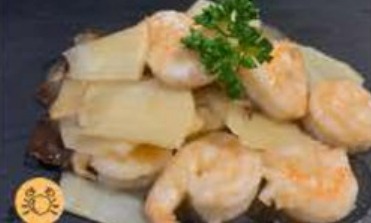 228. Gamberi con bambu e funghi
