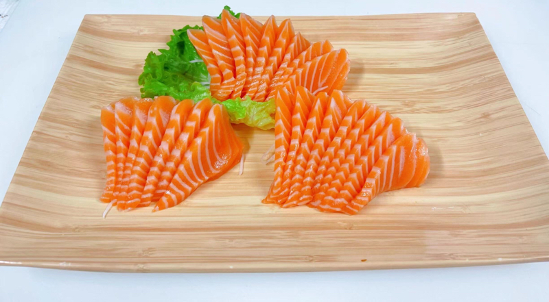 H1E MENU 25 SASHIMI QUE SAUMON