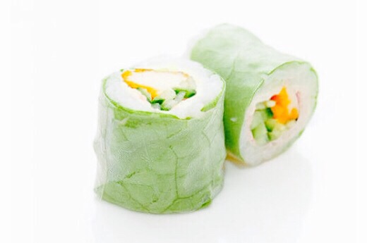 (18)Maki Printemp Poulet concombre