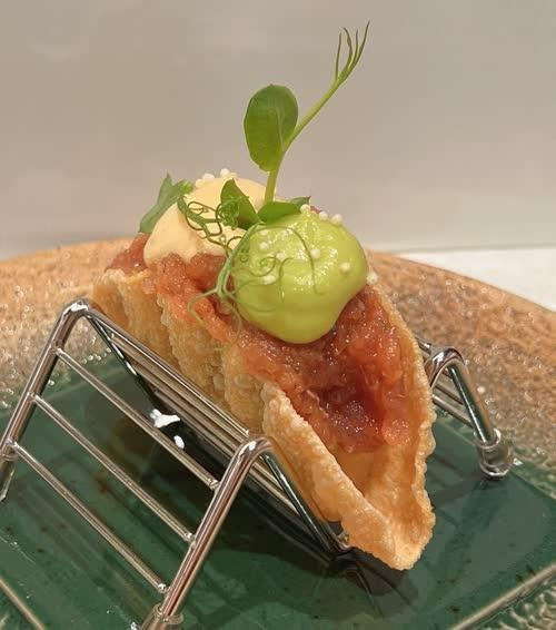 258. TACOS TONNO
