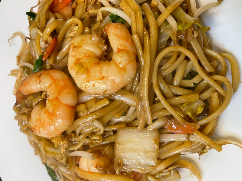 54. Nouilles sautes aux crevettes