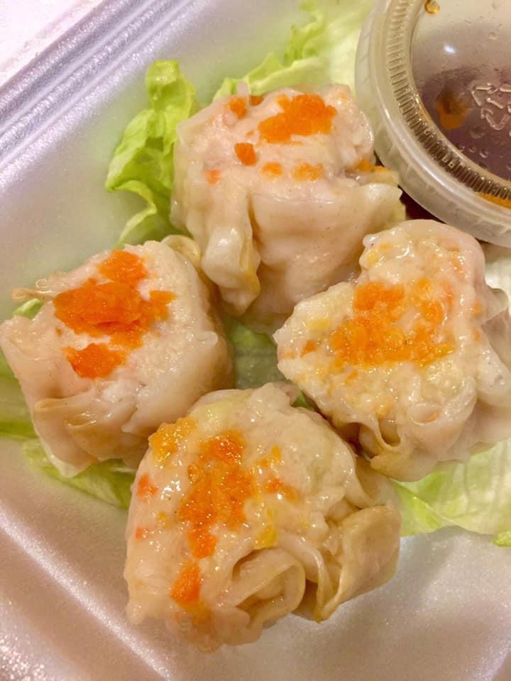 18. Raviolis de poulet à la vapeur(4 pcs)