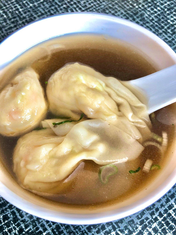 5. Soupe aux raviolis "Wun Tun"