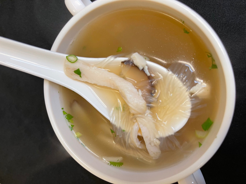 4. Soupe aux vermicelles et poulet