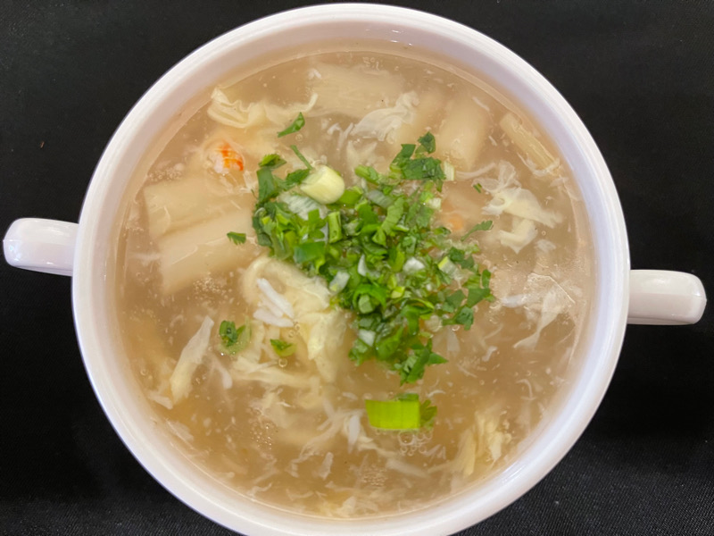 6. Soupe à la chair de crabe et aux asperges
