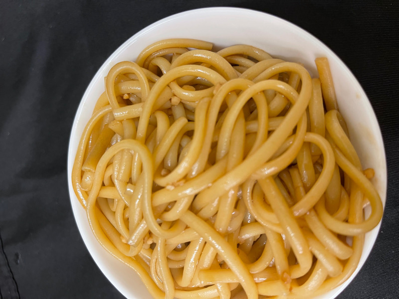 50. Nouilles sautes aux sauces soja