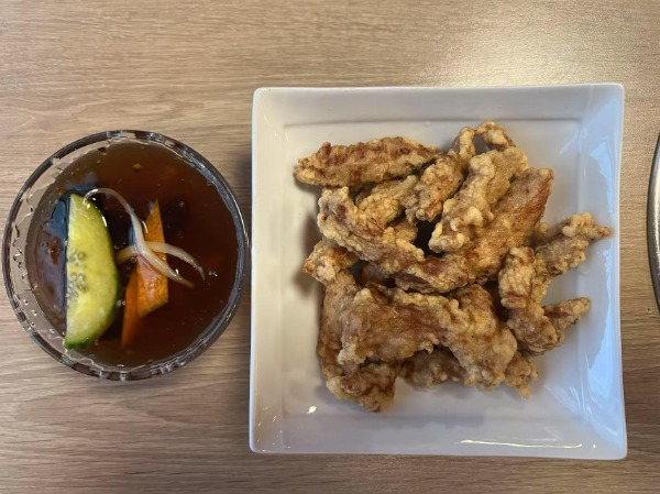 16. 탕수육 Porc frit à la sauce aigre-douce