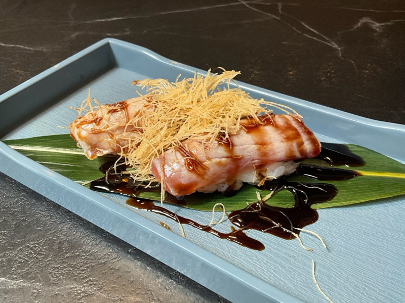 191. Nigiri tonno scottato