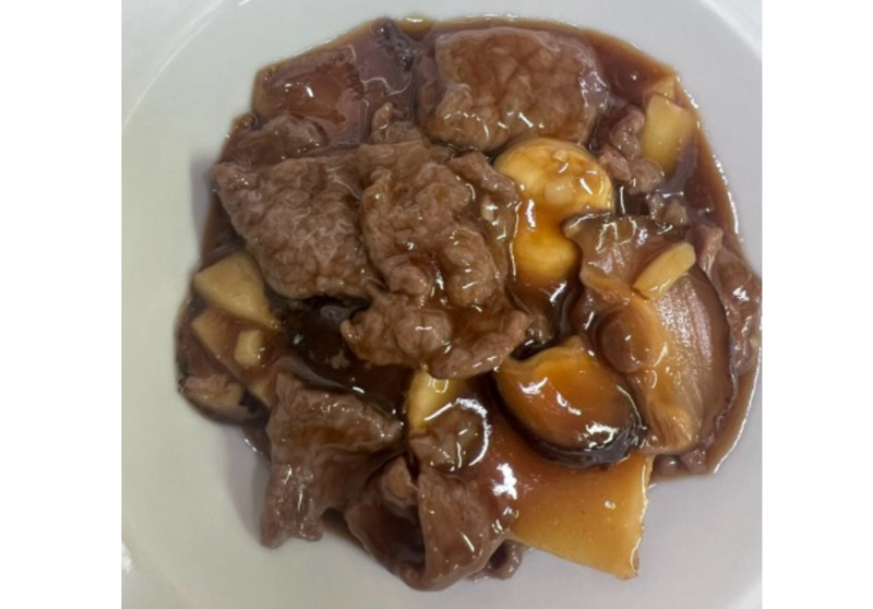 253. Manzo con funghi e bambù (CENA)