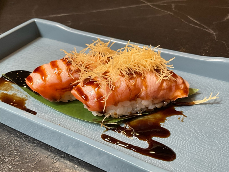 52. Nigiri Salmone scottato