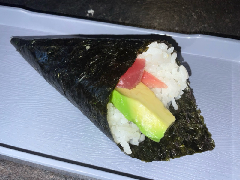 25. Temaki Maguro