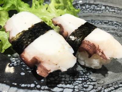 51. Nigiri tako
