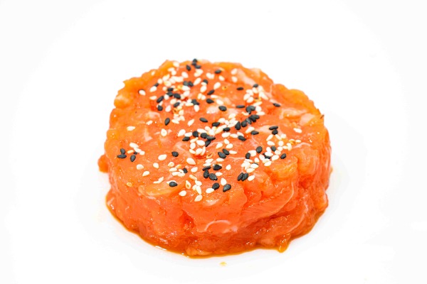 135. TARTARE SALMONE SENZA RISO