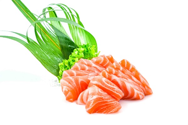 156. SASHIMI SALMONE
