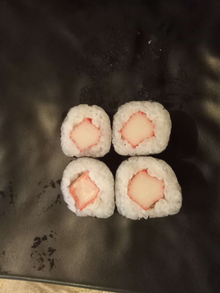 S8. Surimi Maki (B)