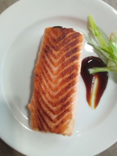 25. Knuspriger Lachs (A,D)