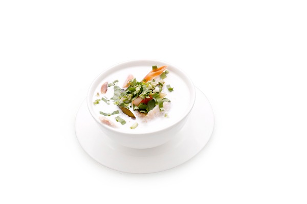 T5 Soupe de poulet à la crème de coco et citronnelle