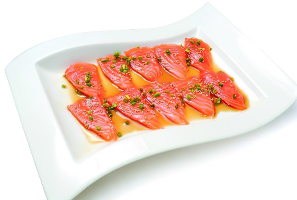 SL6. Sashimi saumon new style