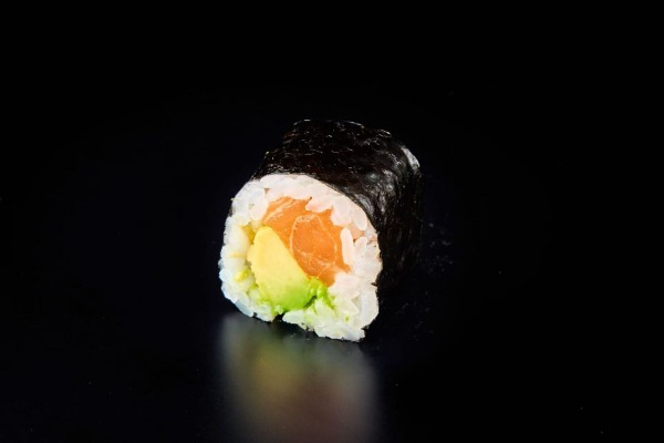 K6. Maki saumon avocat