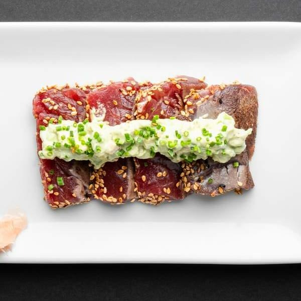 37-g2. Guriru Sashimi de Atún